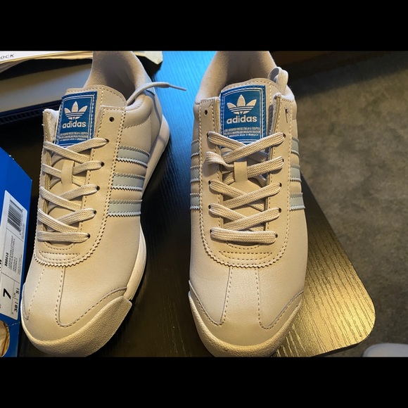 Samoa Adidas - Picture 3 of 3